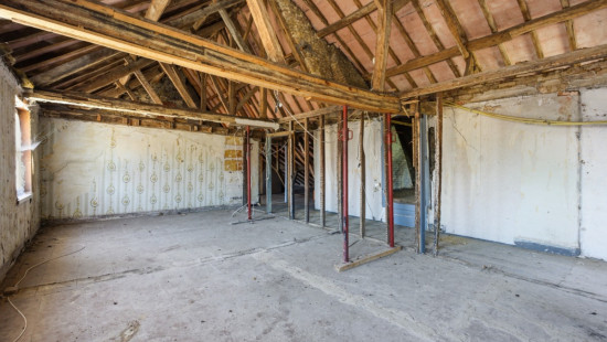 Gouden-Hoofdstraat - 104 - - 8630