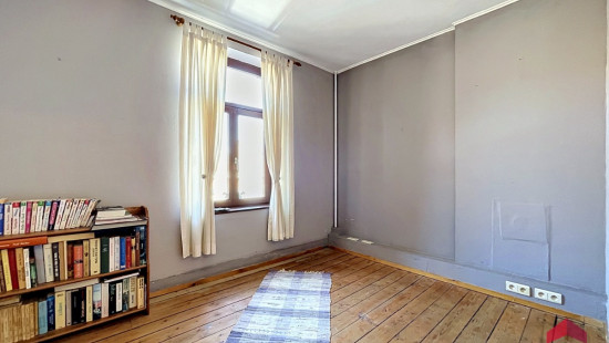 Rue de la Couronne - 16 - - 4500