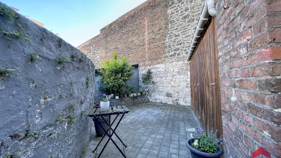 Rue de la Couronne - 16 - - 4500