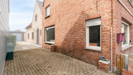 Bloemenstraat - 2 - - 9220