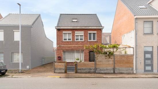 Bloemenstraat - 2 - - 9220