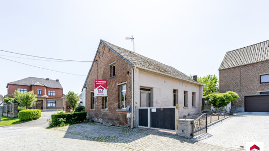Place d'Isières - 38 - - 7822