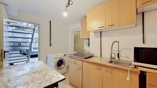 Rue Ernest Solvay - 75 - - 4000