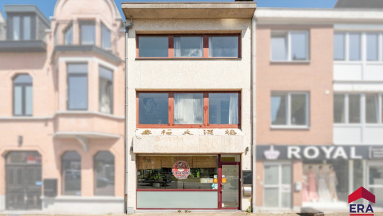 Onze Lieve Vrouwplein - 8 - - 9300