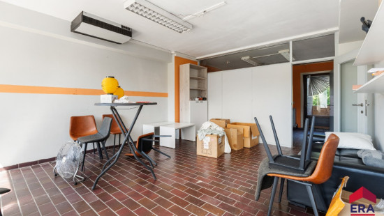 Onze Lieve Vrouwplein - 8 - - 9300