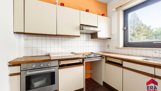Onze Lieve Vrouwplein - 8 - - 9300