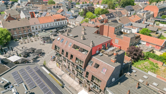 Markt - 6 - 1A - 9880