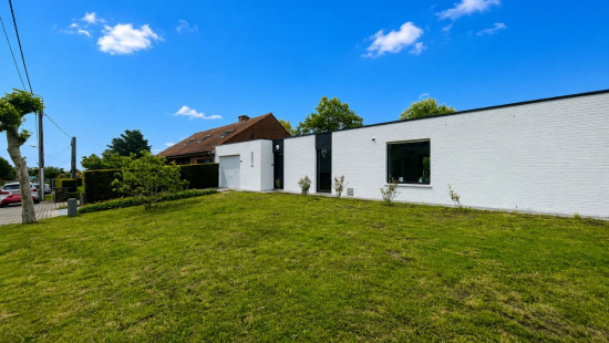 Millesteenstraat - 102 - - 8890