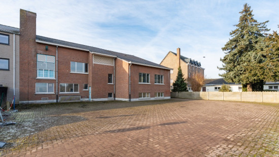 Dorpstraat - 20 - - 3650