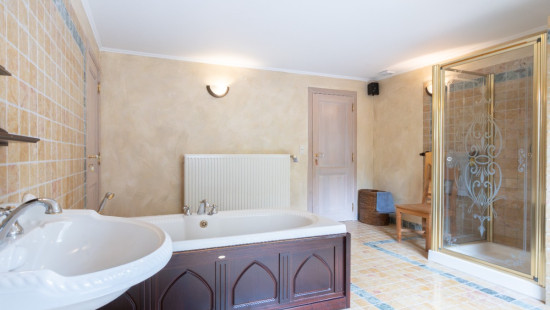 Rue de la Lei - 18 - - 6670