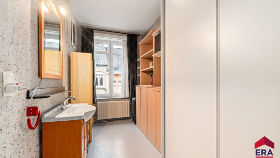 Burg. Rollierstraat - 32 - - 9470