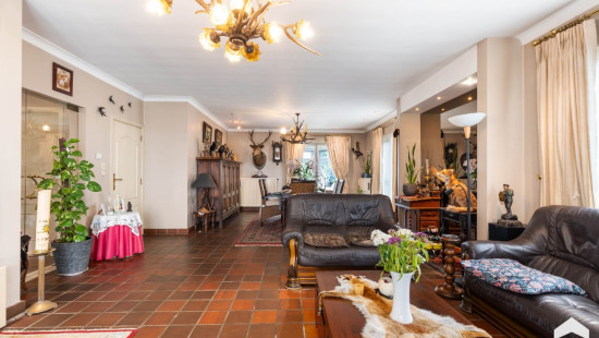 Hamonterweg - 135 - - 3950