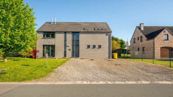 Rue Fostrie - 23 A - - 5530