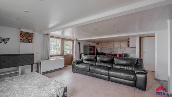 Rue du Samson - 25 - - 5300