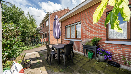 rue Emile Vandervelde - 89 - - 4860