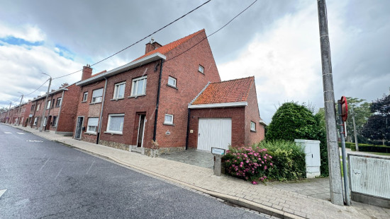 Kloosterstraat - 8 - - 8880