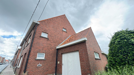 Kloosterstraat - 8 - - 8880