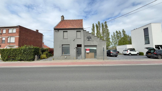 Izegemsestraat - 107 - - 8800