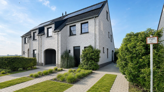 Laurierstraat - 6 - - 8750