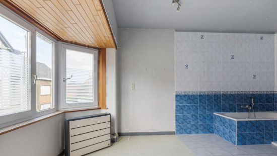 Ambachtstraat - 40 - - 8660