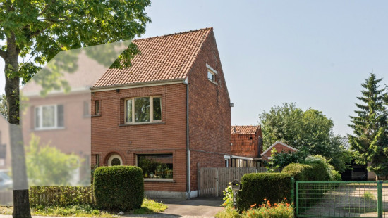 Eeklostraat - 66 - - 9971