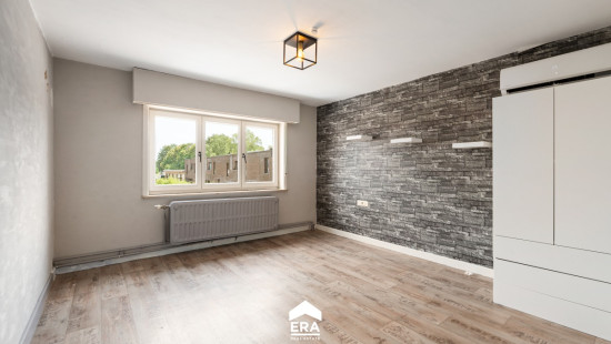 Dorpsstraat - 22 - - 3990