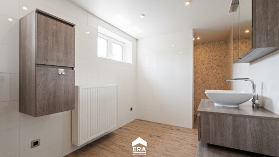 Dorpsstraat - 22 - - 3990
