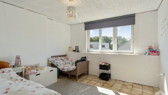 Dorpheidestraat - 83 - - 3590