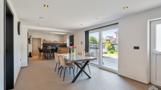 Dorpheidestraat - 83 - - 3590