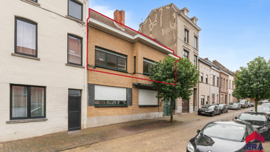 Dokter De Moorstraat - 6 - - 9300