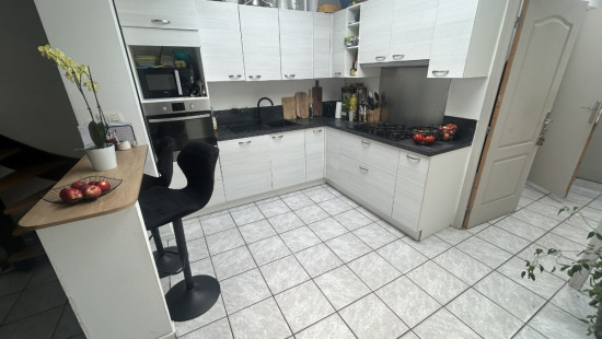 Rue Neuve - 62 - - 7780