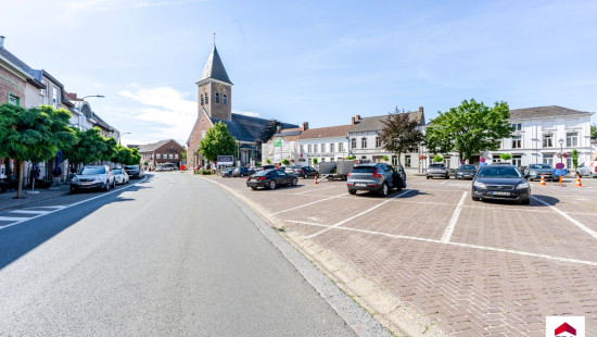 Wapenplaats - 37 - - 8720