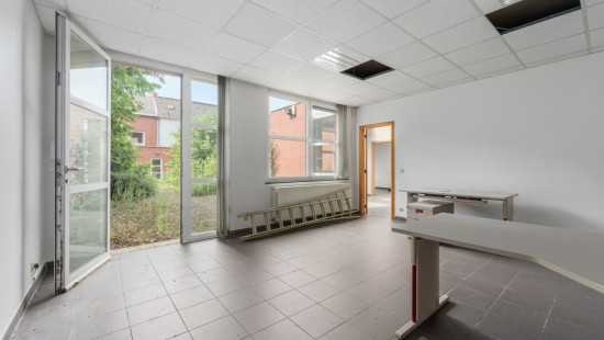 Achterthof - 90 - - 9220
