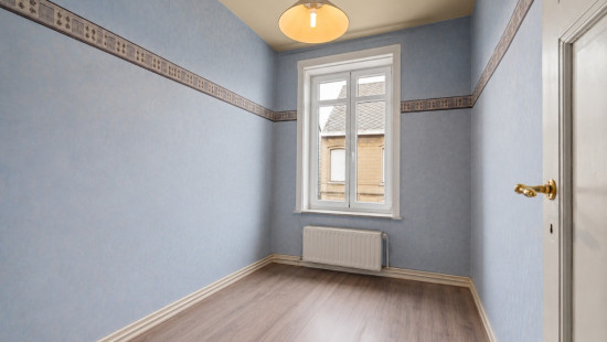 Burg. Rollierstraat - 32 - - 9470