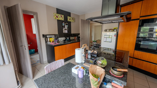 Avenue Bouvier - 11 - - 6760