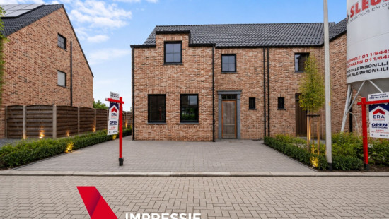 Mgr. Paredisstraat - 15 - - 3960