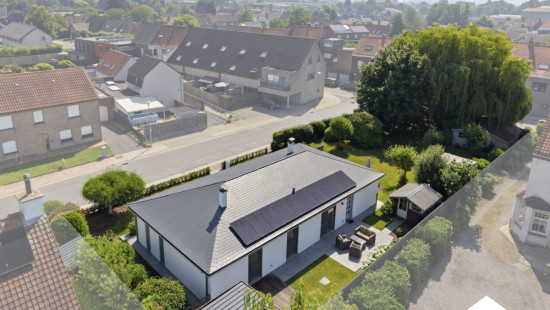 Aardbeienstraat - 3 - - 8800