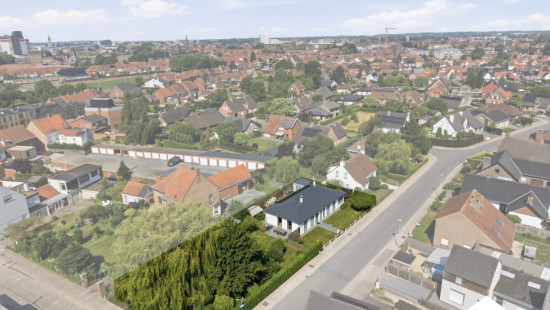 Aardbeienstraat - 3 - - 8800