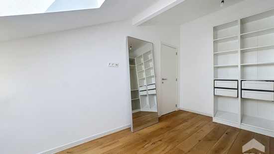 Rue Royale - 233 - - 1210