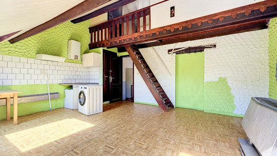 Rue de Russie - 16 - - 1060