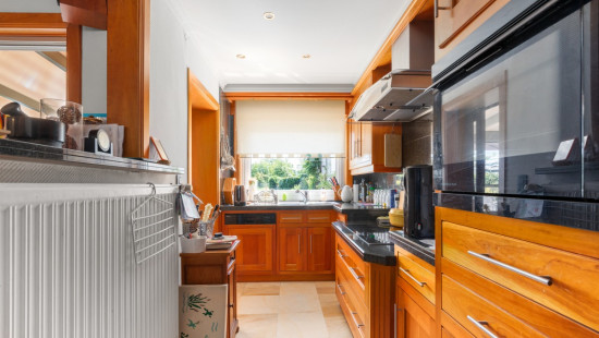 Onkerzelestraat - 323 - - 9500