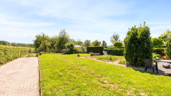 Onkerzelestraat - 323 - - 9500