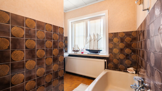 Onkerzelestraat - 323 - - 9500