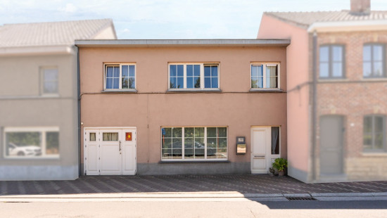 Onkerzelestraat - 323 - - 9500