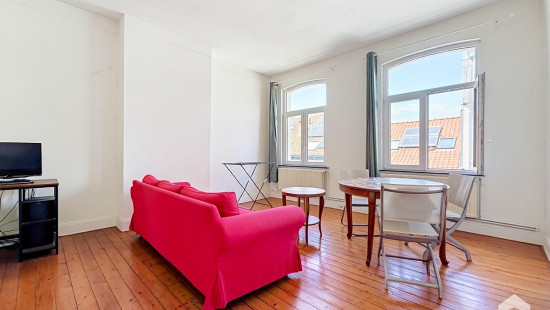 Rue de Lisbonne - 10 - - 1060