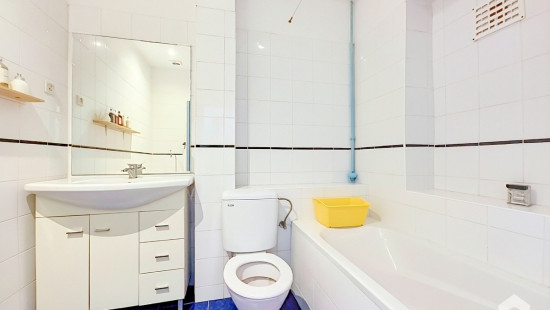 Rue de Lisbonne - 10 - - 1060
