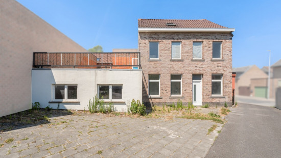 Mevrouw Courtmansstraat - 2 - - 9200