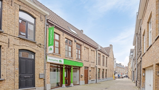 Houtmarkt - 4 - 1 - 8630