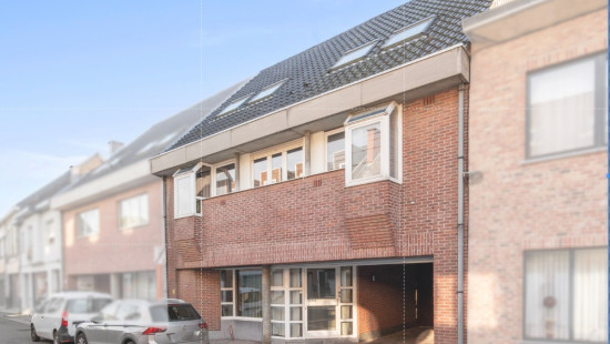 Stationsstraat - 93 - - 9280