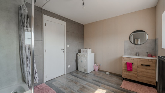 Rue des Combattants - 10 - - 5190